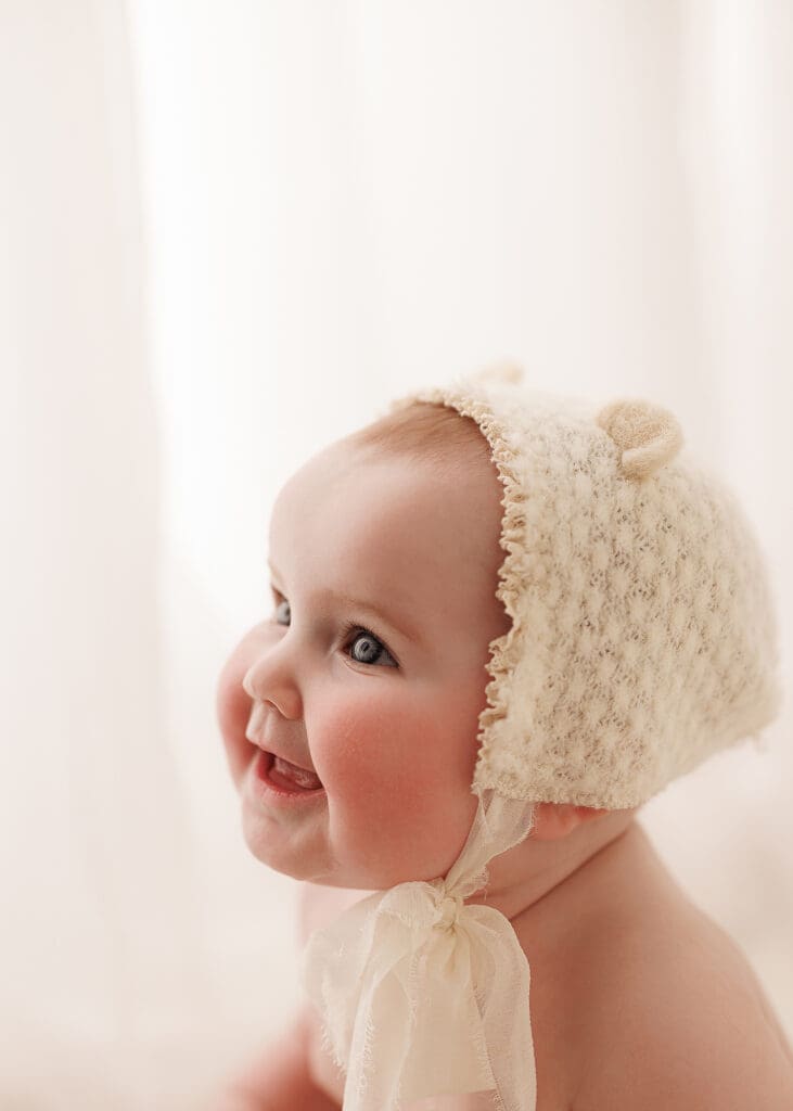 image of a baby girl from her baby milestone photography session with Clarksville TN photographer Jess Pearson 